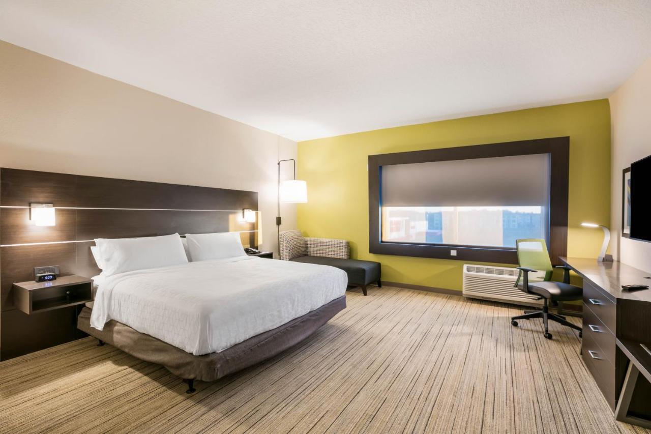 Holiday Inn Express & Suites Jacksonville - Town Center By Ihg Exterior foto